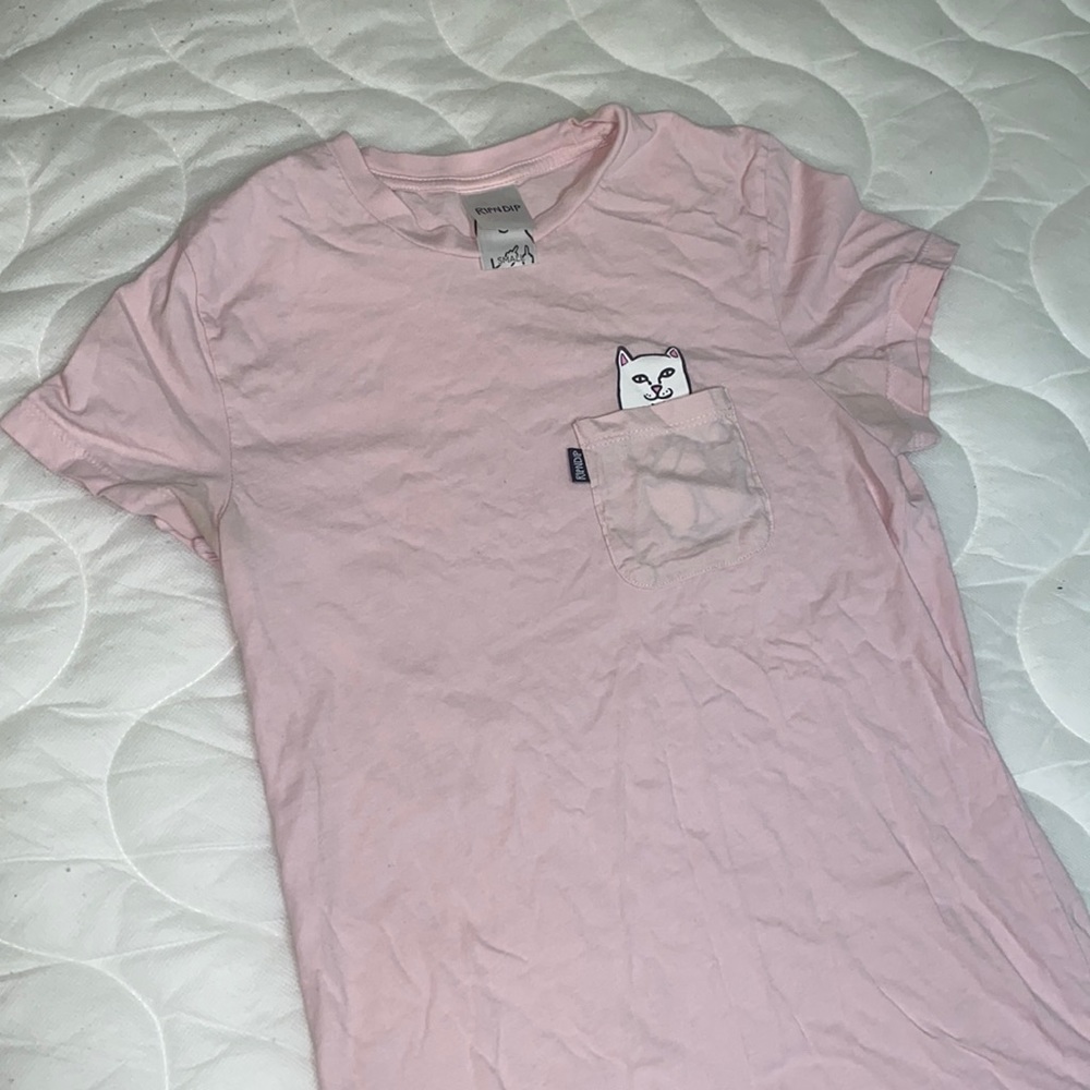 Rip n dip pink cat tee